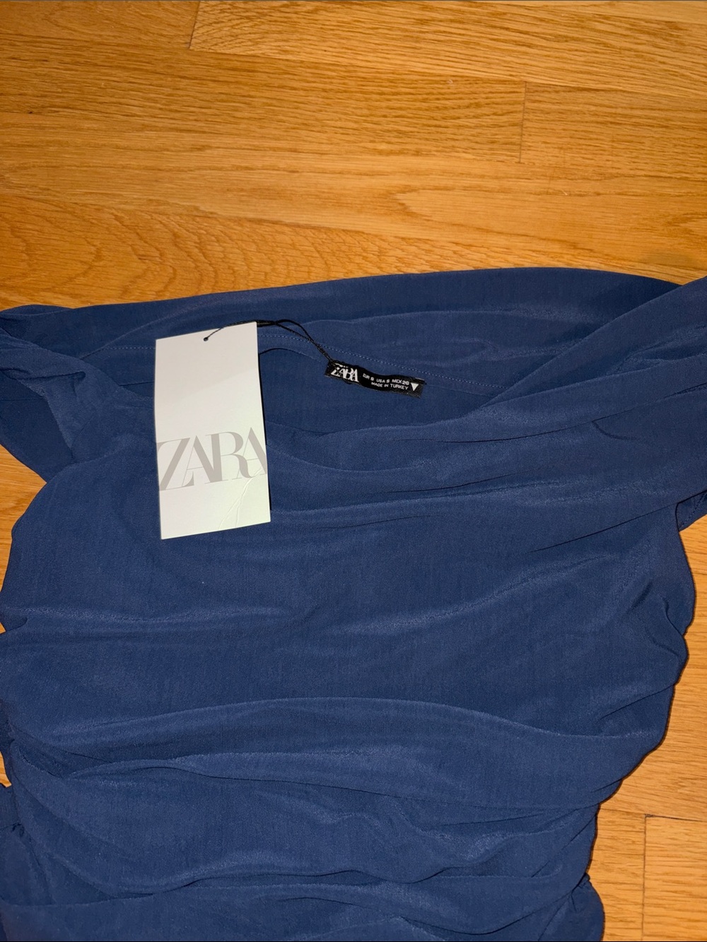 Zara Asymmetrical Ruched Top - Picture 5 of 5